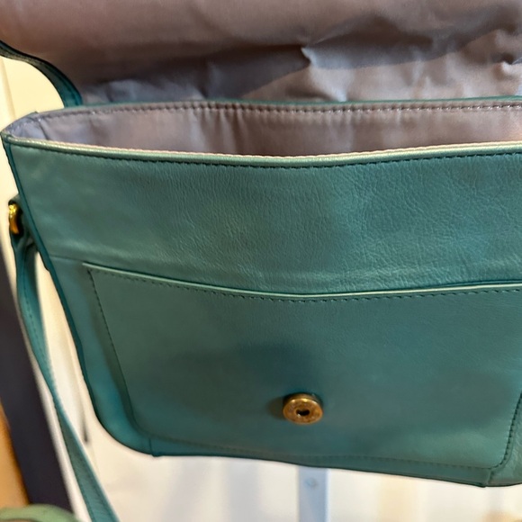 Fossil Elegant Green Leather Shoulder Bag - Picture 9 of 9